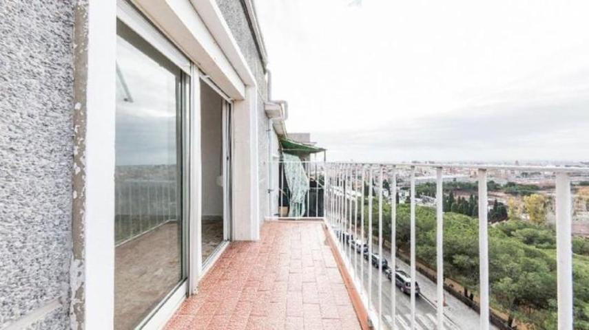 Piso en venta en L'Hospitalet de Llobregat, La Florida photo 0