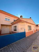 Adosada en venta en Iniesta, Castilla la mancha photo 0