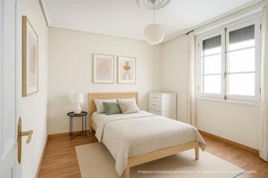 Piso en venta en Oviedo, Oviedo photo 0