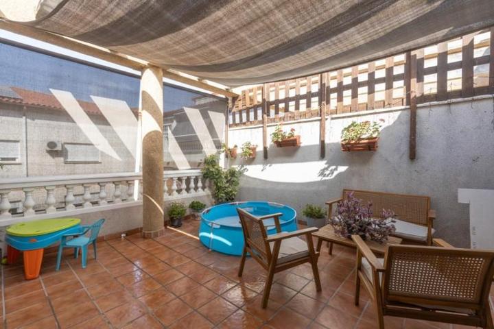 Piso en venta en Híjar, Gabias Las  - Hijar photo 0