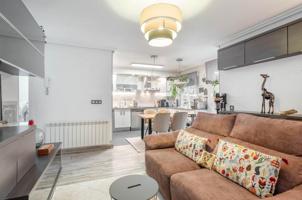 Piso en venta en Oviedo, Fozaneldi-Tenderina photo 0