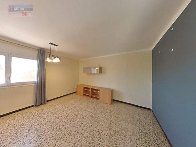 Casa en venta en la Bisbal del Penedès photo 0