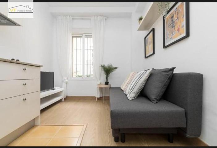 Apartamento en venta en Málaga, Mármoles photo 0