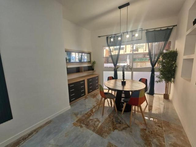 Apartamento en venta en Benidorm, Playa de Poniente photo 0