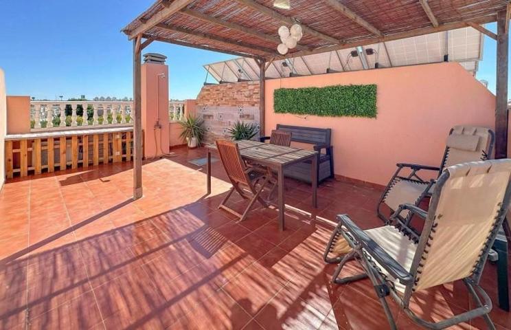 Duplex en venta en Torrevieja, Torretas photo 0