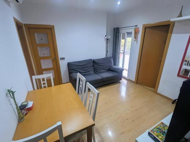 Piso en venta en Cornellà de Llobregat, Riera photo 0