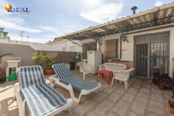 Bungalow en venta en Armilla, Colegio Tierno Galván photo 0