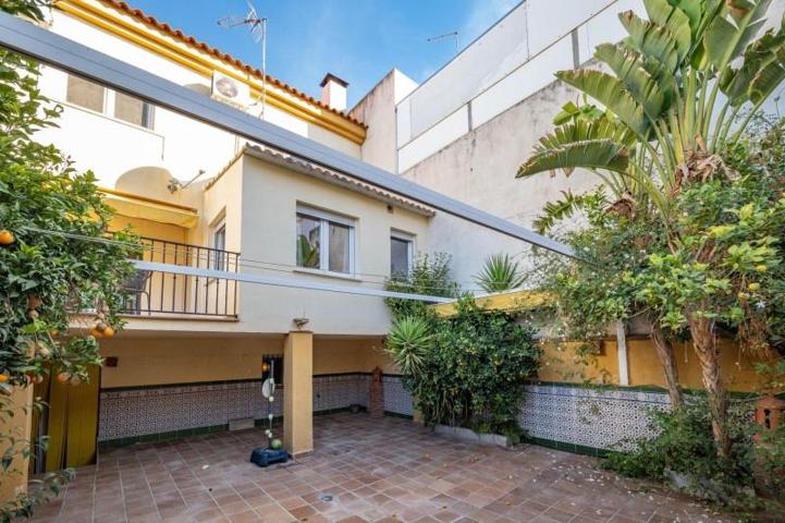Adosada en venta en Cúllar Vega, Vega de granada zona noroeste photo 0