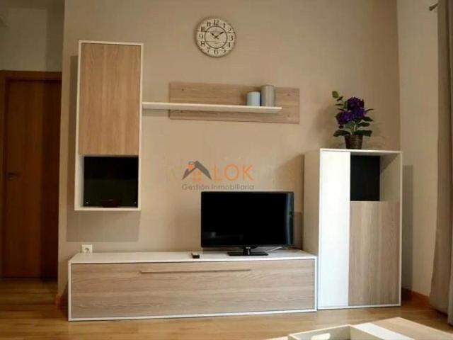 Piso en venta en Málaga, La Unión - Cruz de Humilladero - Los Tilos photo 0