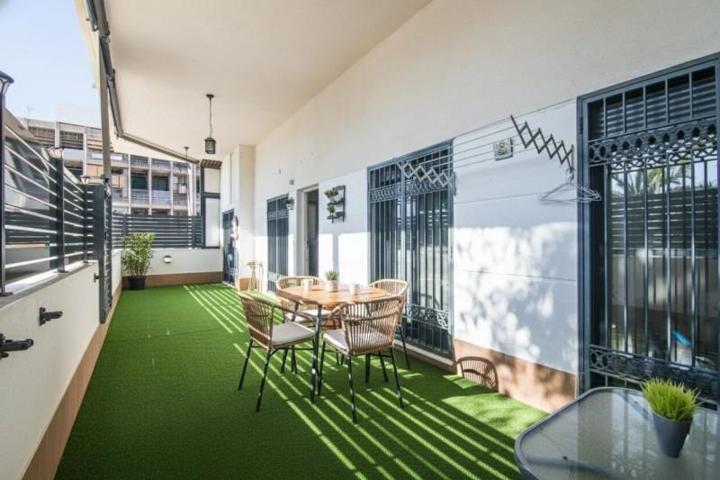Planta baja en venta en Elche, Campo de futbol photo 0