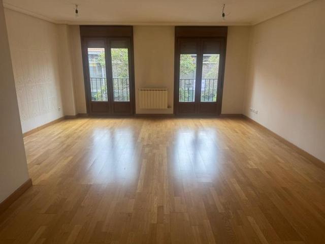 Piso en venta en Valladolid, Centro photo 0