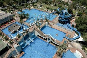 Apartamento en venta en Benalmádena, Parque de la Paloma photo 0