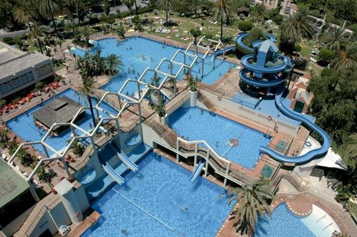 Apartamento en venta en Benalmádena, Parque de la Paloma photo 0