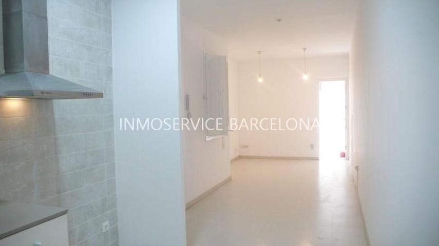 Piso en venta en Barcelona, Sagrada Familia photo 0