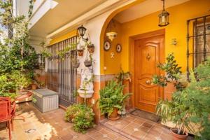 Adosada en venta en Málaga, El Atabal photo 0