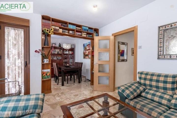 Piso en venta en Granada, Centro photo 0