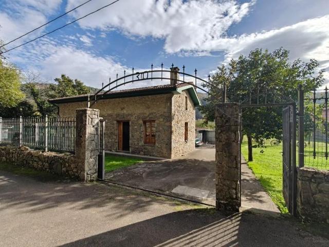 Chalet en venta en Grado, San Claudio-Trubia-Las Caldas photo 0