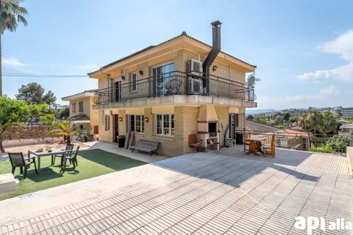 Chalet en venta en Salou, Plaça Europa i Covamar photo 0