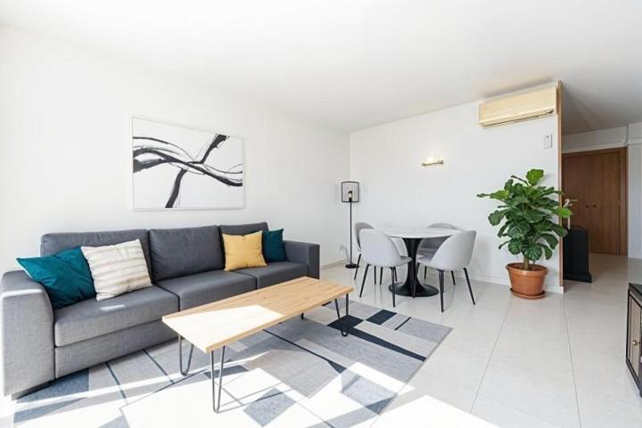 Aticos en venta en Calvia, Santa Ponça photo 0