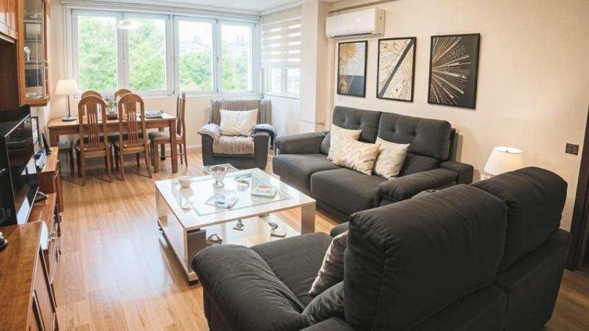 Piso en venta en Madrid, Moratalaz photo 0