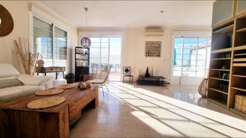 Apartamento en venta en Tías, Puerto del Carmen photo 0