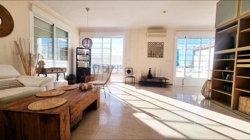 Apartamento en venta en Tías, Puerto del Carmen photo 0