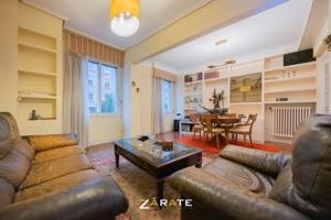 Piso en venta en Bilbao, Indautxu photo 0