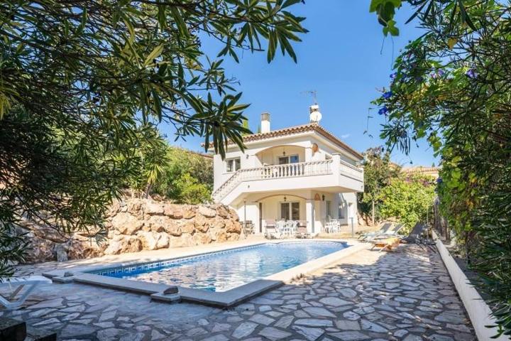 Casa en venta en L'Escala, Puig Sec photo 0