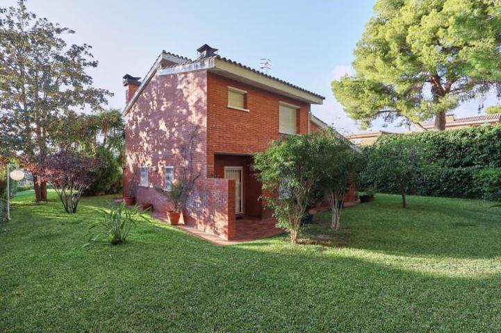 Casa en venta en Cunit, Centre photo 0