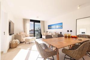 Aticos en venta en Felanitx, Portocolom photo 0