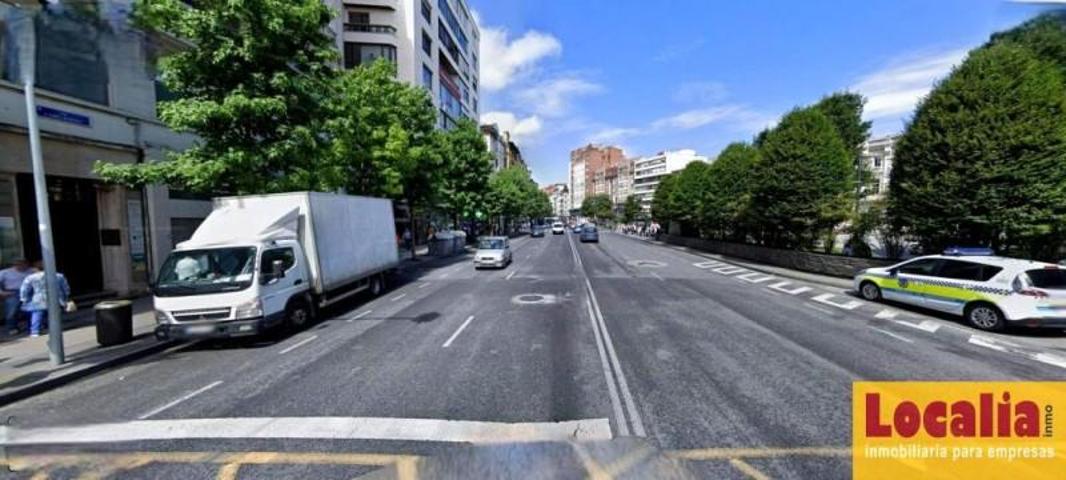 Local comercial en venta en Santander photo 0