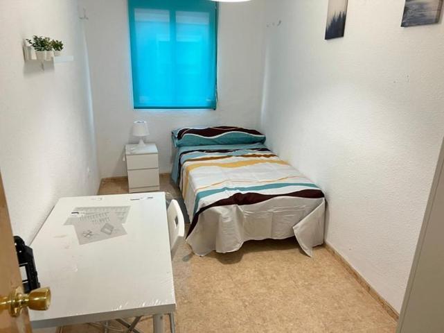 Piso en alquiler en Mislata, Mislata photo 0