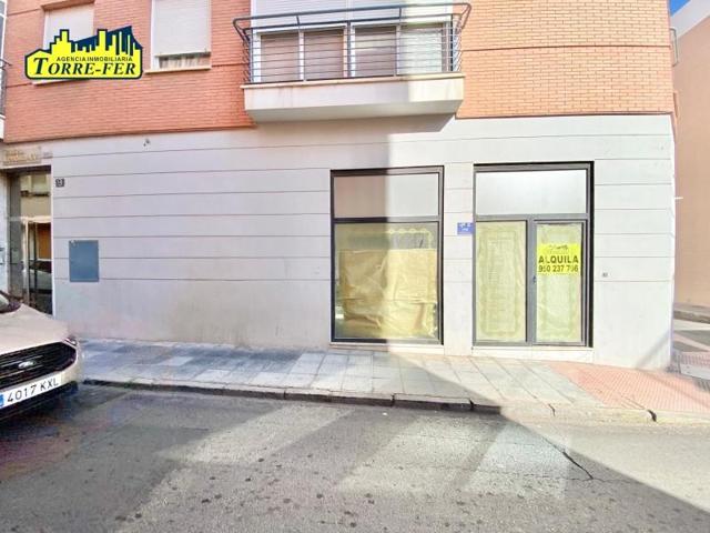 Local comercial en alquiler en Almería, Quemadero photo 0