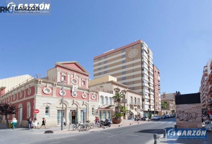 Piso en alquiler en Almería, Centro photo 0