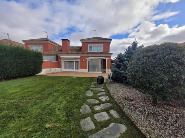 Bungalow en alquiler en Carbajosa de la Sagrada, Castilla y leon photo 0