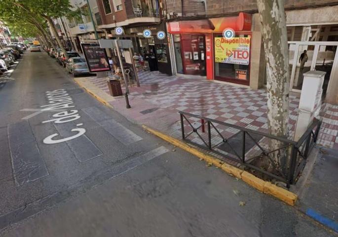 Local comercial en alquiler en Ciudad Real, Alarcos photo 0