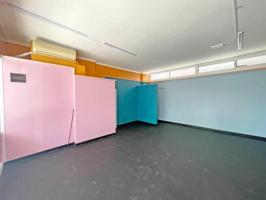 Local comercial en venta en Sabadell, Can Deu photo 0