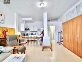 Local comercial en venta en Ajo, Centro photo 0