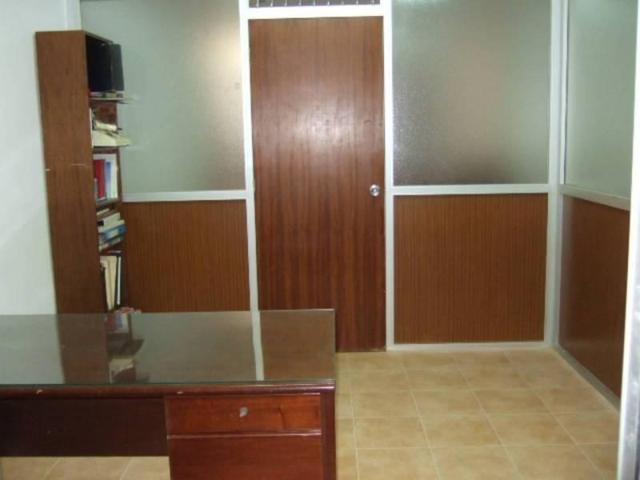 Local comercial en venta en Sabadell, Eixample photo 0