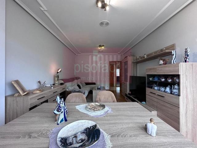 Piso en venta en Lugo photo 0