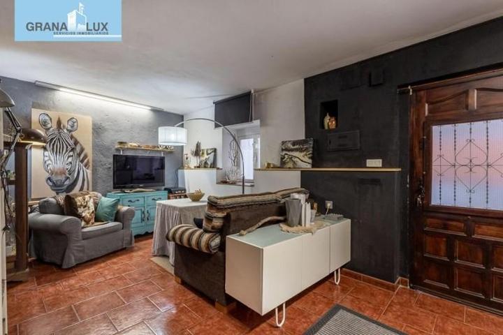 Casa en venta en Granada, Cervantes photo 0