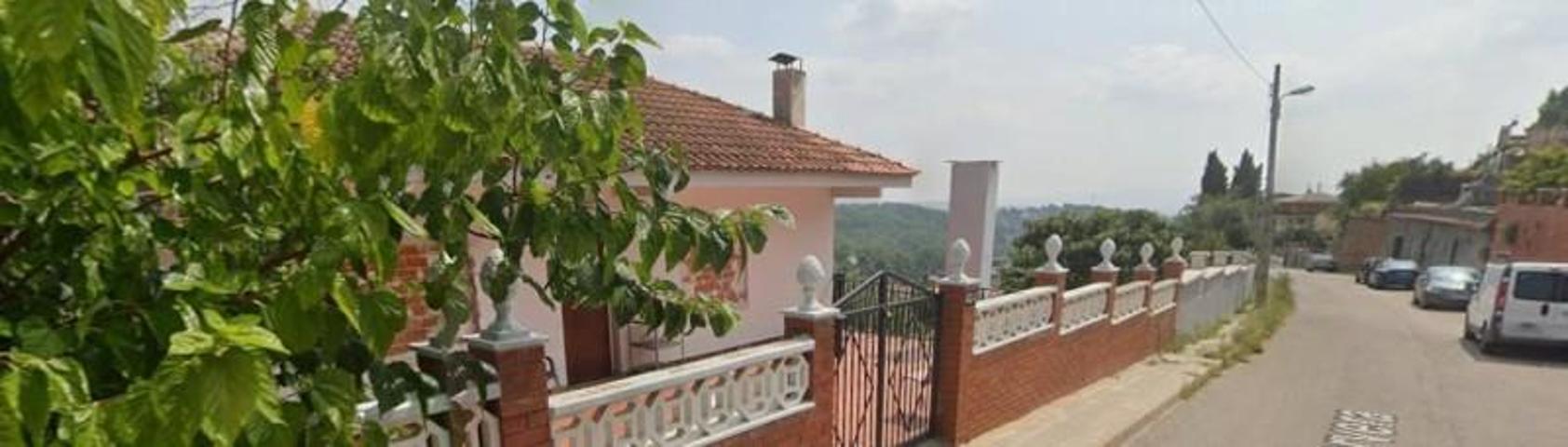 Casa en venta en Rubí, Sant Muç - Castellnou - Can Mir photo 0