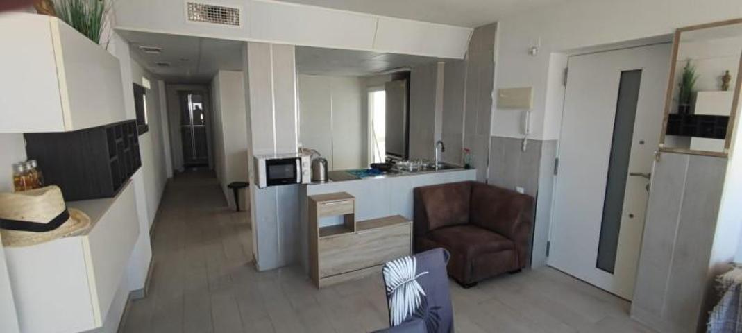 Apartamento en venta en Alicante, Carolinas bajas photo 0