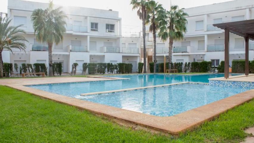 Apartamento en venta en Denia, LM HASTA KM.3 photo 0