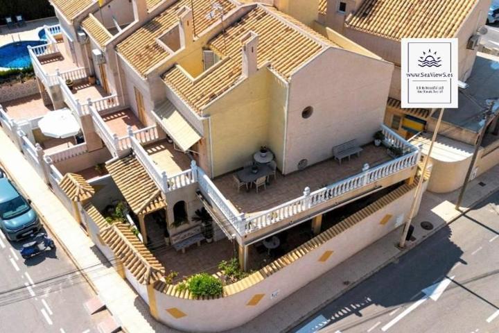 Adosada en venta en Torrevieja, Los Frutales photo 0