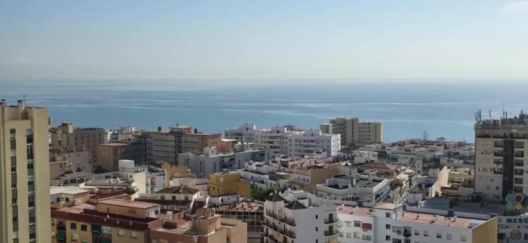 Piso en venta en Torremolinos, Centro photo 0