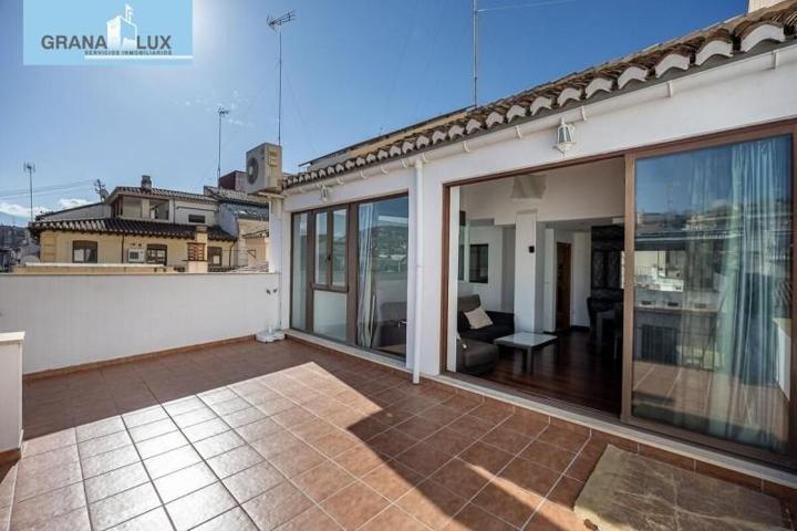 Piso en venta en Granada, Centro photo 0