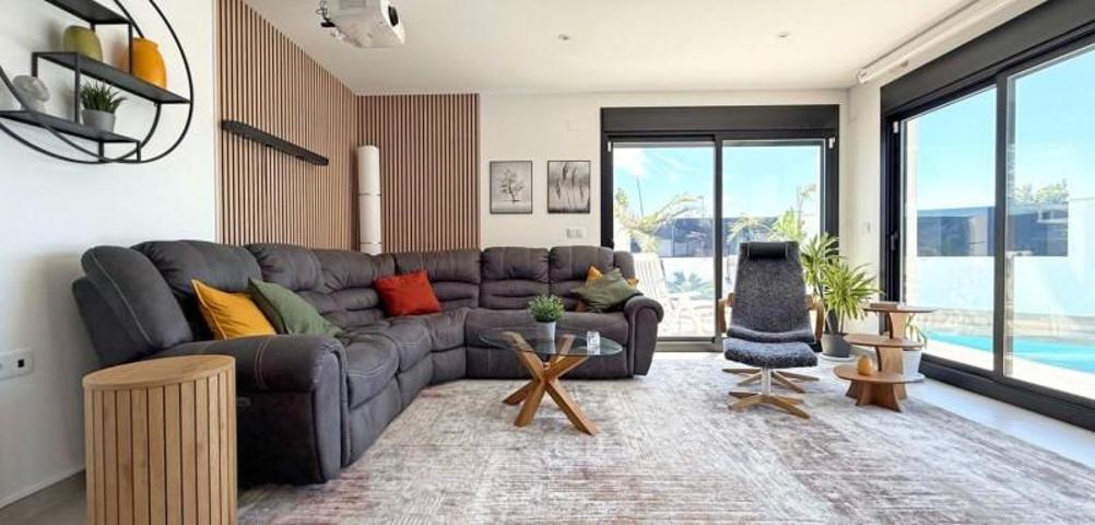 Chalet en venta en San Pedro del Pinatar photo 0