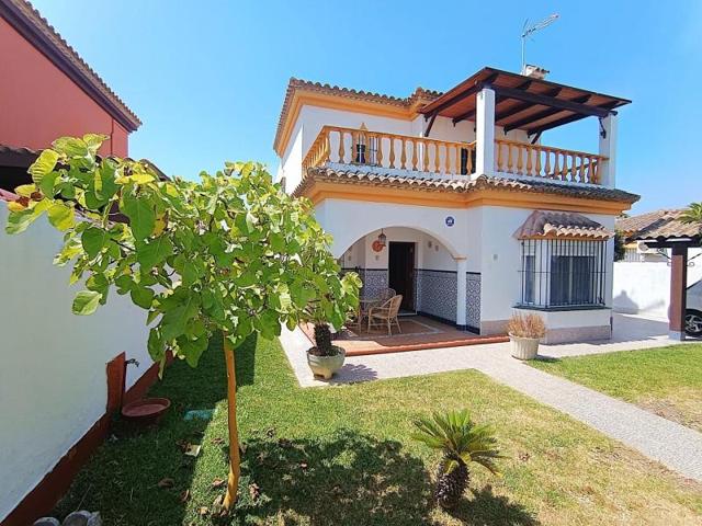 Chalet en venta en Chiclana de la Frontera, Sanctipetri photo 0