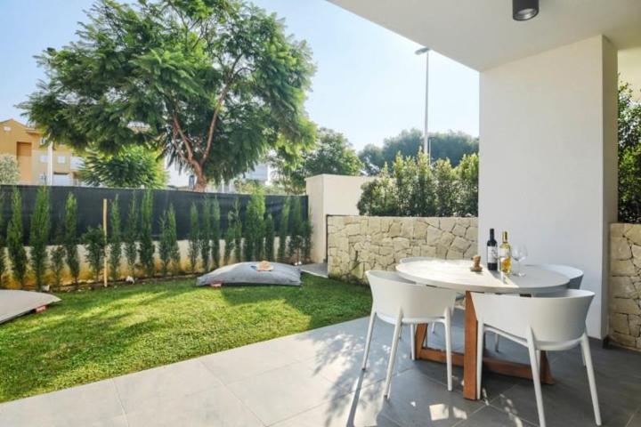 Apartamento en venta en Jávea-Xàbia, Arenal photo 0